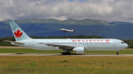 File:Boeing 767-38E-ER, Air Canada AN0295935.jpg - Wikimedia Commons