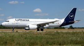 Lufthansa D-AIZE (Airbus A320 - MSN 4261)