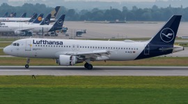 Lufthansa D-AIZE (Airbus A320 - MSN 4261)