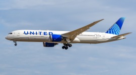 United Airlines N29977 (Boeing 787 - MSN 66136)