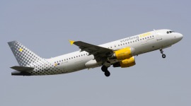 Vueling Airlines Ec Lzz Airbus A320 Msn 2620 Ex Ja01mc Airfleets Aviation